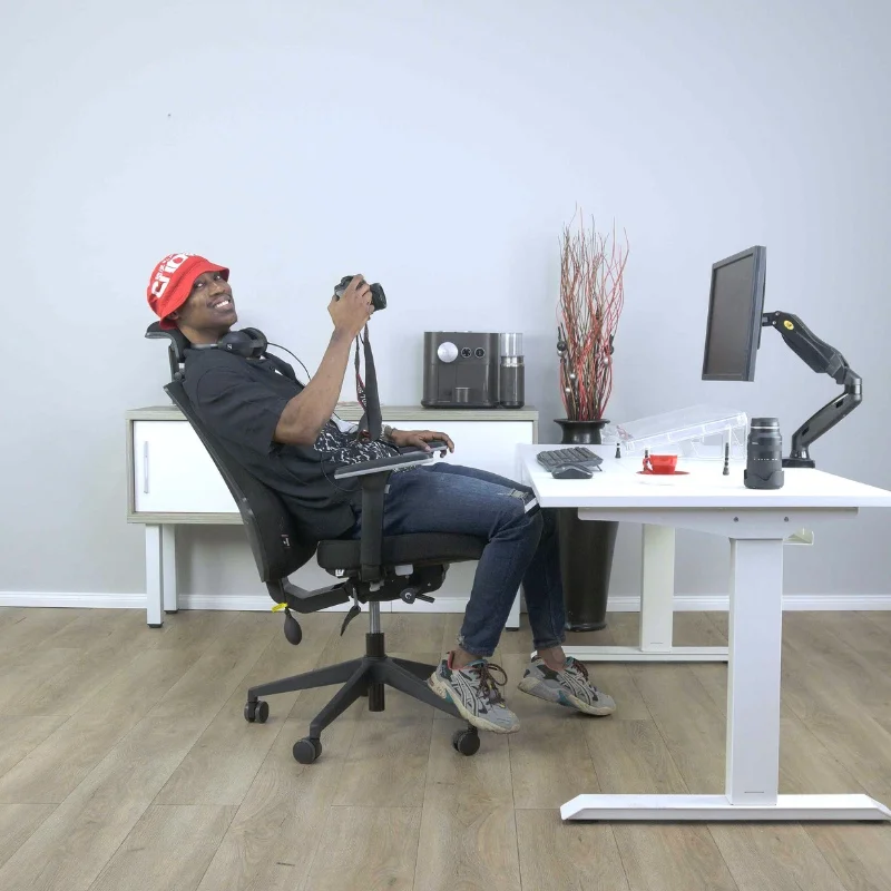 Keith relaxing using the OrthoMax neck support